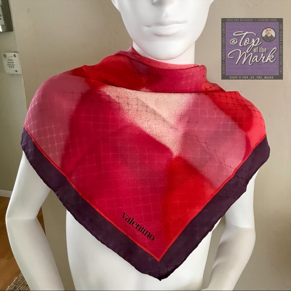 VALENTINO Silk Scarf Geometric VINTAGE - Picture 12 of 14